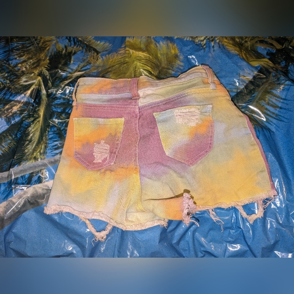 Colorful high waist jean shorts - Picture 2 of 2
